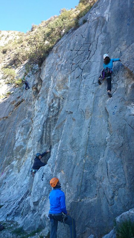 Actividad del Club Escalada Marbella - Placas del Cura Istán