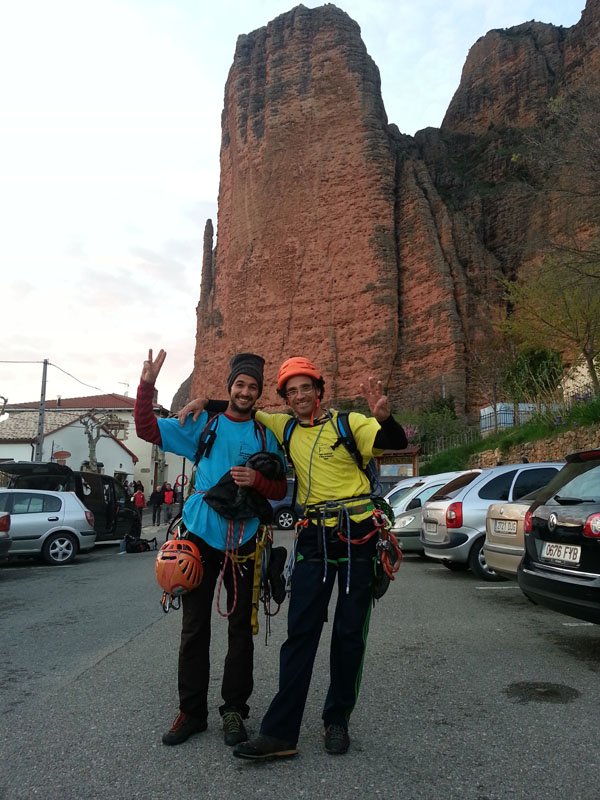 el-equipo-de-competicion-del-club-escalada-marbella-en-iv-rally-riglos-2014-7