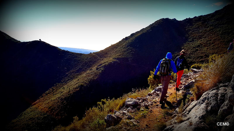 actividad-cem-ruta-senderismo-ojen-el-cerezal-sierra-blanca-2018-09