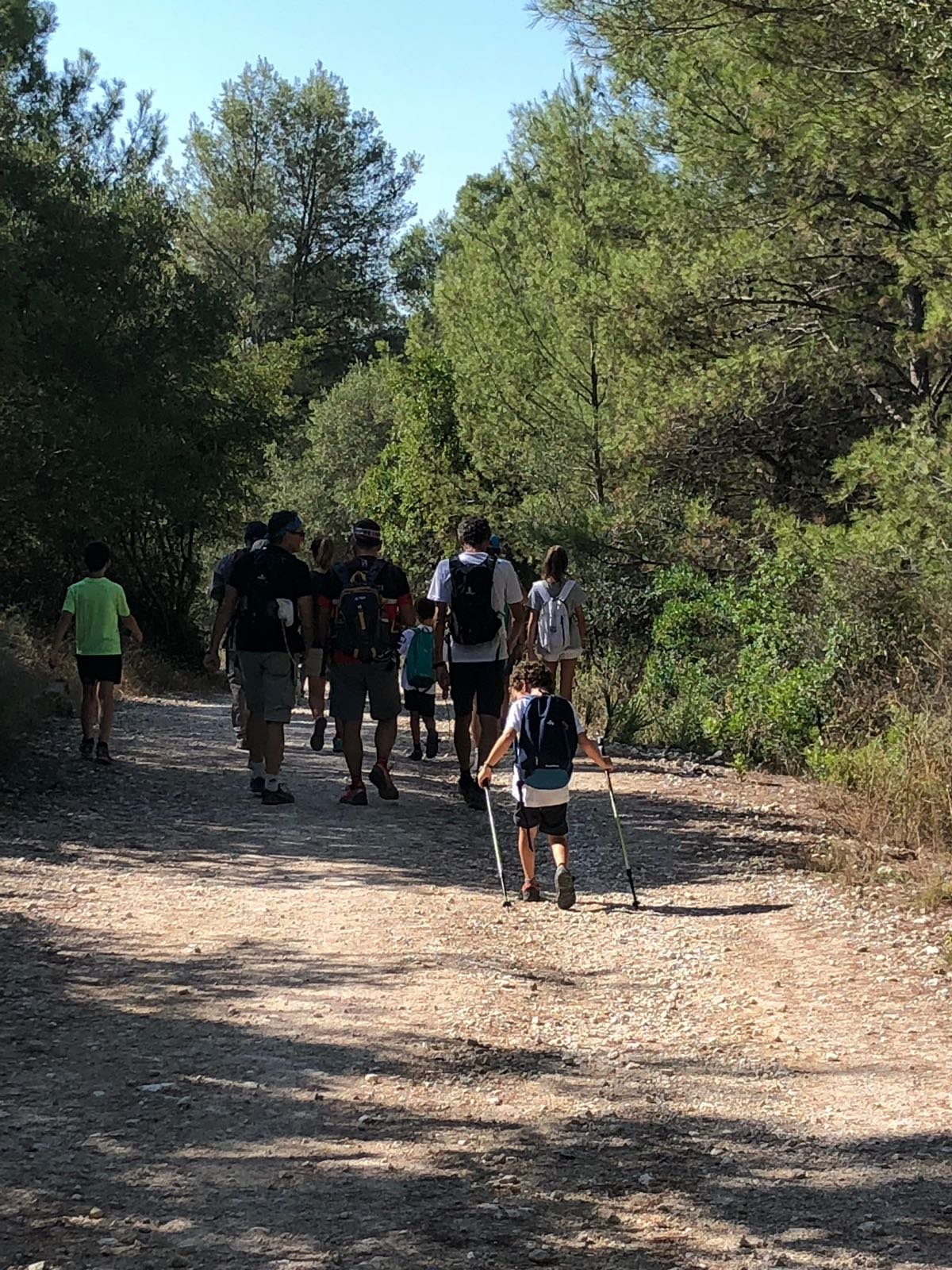 Cronica-de-la-excursion-por-el-arroyo-de-La-laja-senderismo-cem-2018-11